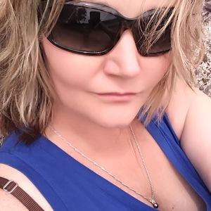 Meet your Posher, Gail